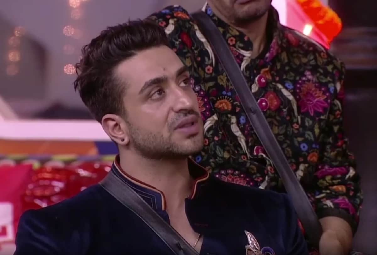 Bigg Boss 14 Aly Goni nominates Rubina Dilaik Kavita Kaushik and Nikki Tamboli in salman khan show