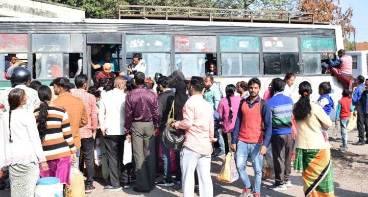 Clashes for seats in buses, window-mounted passengers