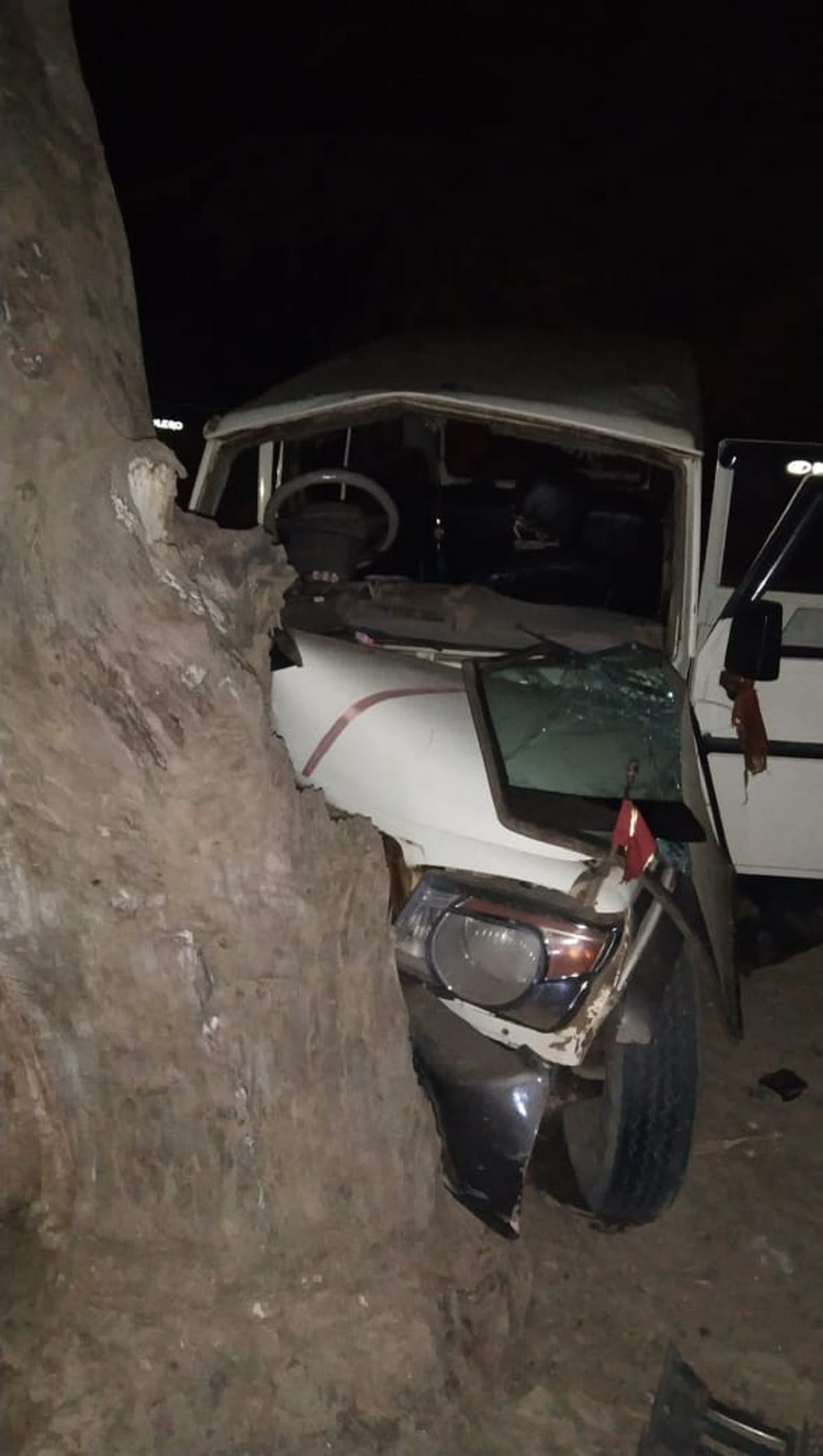 Ghazipur Bolero Accident: Nine injured laborers accused brought medicine by there money from outside