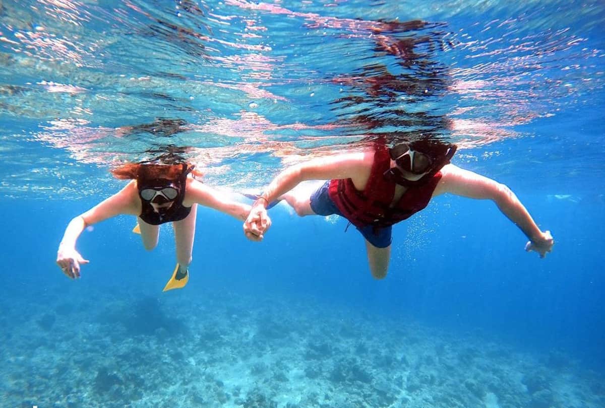 Kajal Aggarwal Underwater Diving Photos With Husband Gautam Kitchlu on Their Honeymoon In Maldives