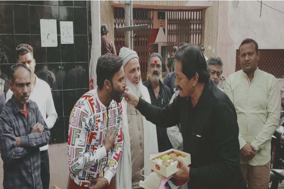 Bollywood actor Kasif Ali made the will of his land in the name of the temple in Meerut