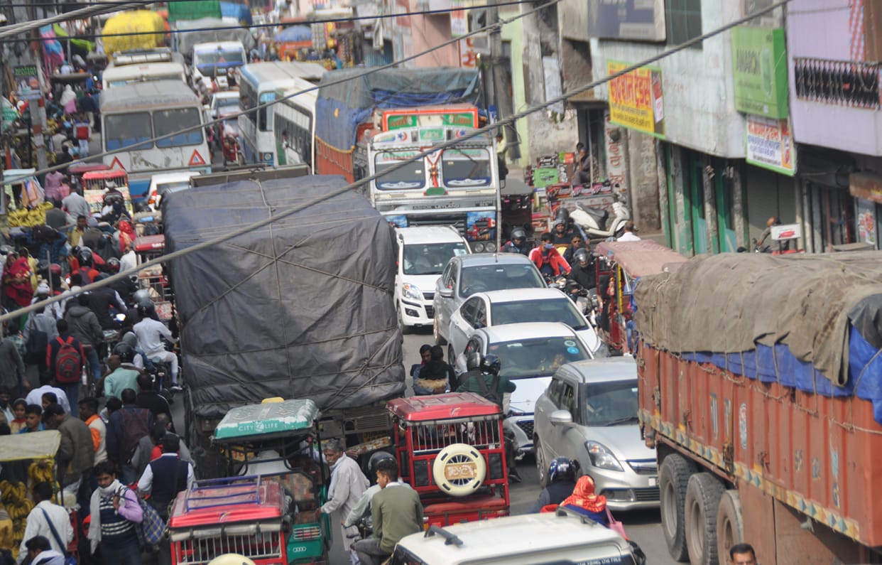 Jam jammed all day on Meerut-Karnal highway