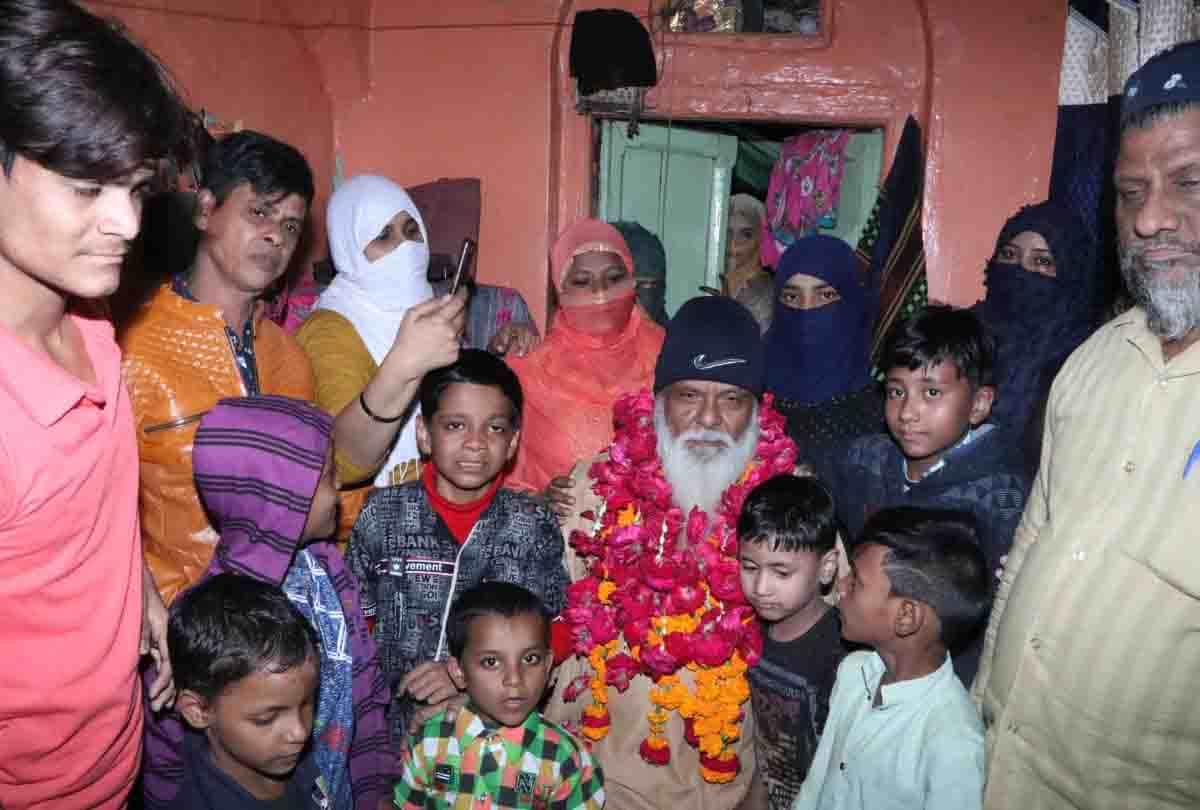 Shamsuddin returned Kanpur after 28 years, tortured many year's in Pakistan jail