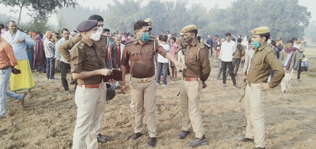 Sensation over killing of a youth with a sharp weapon in Prayagraj