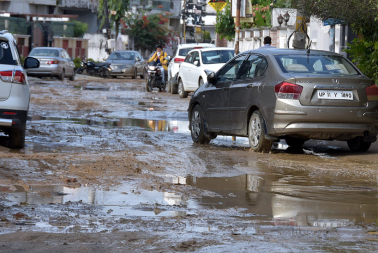 Mud in many colonies due to rain