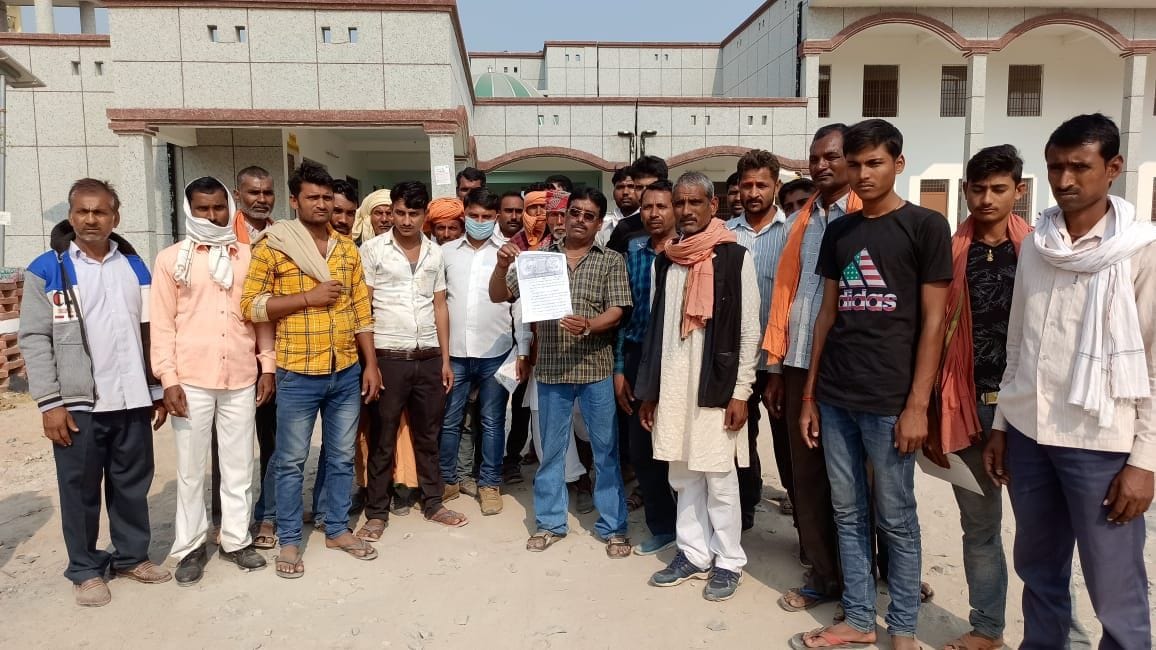 Chitrakoot: Mazra Uttampur is sharing the connectivity route