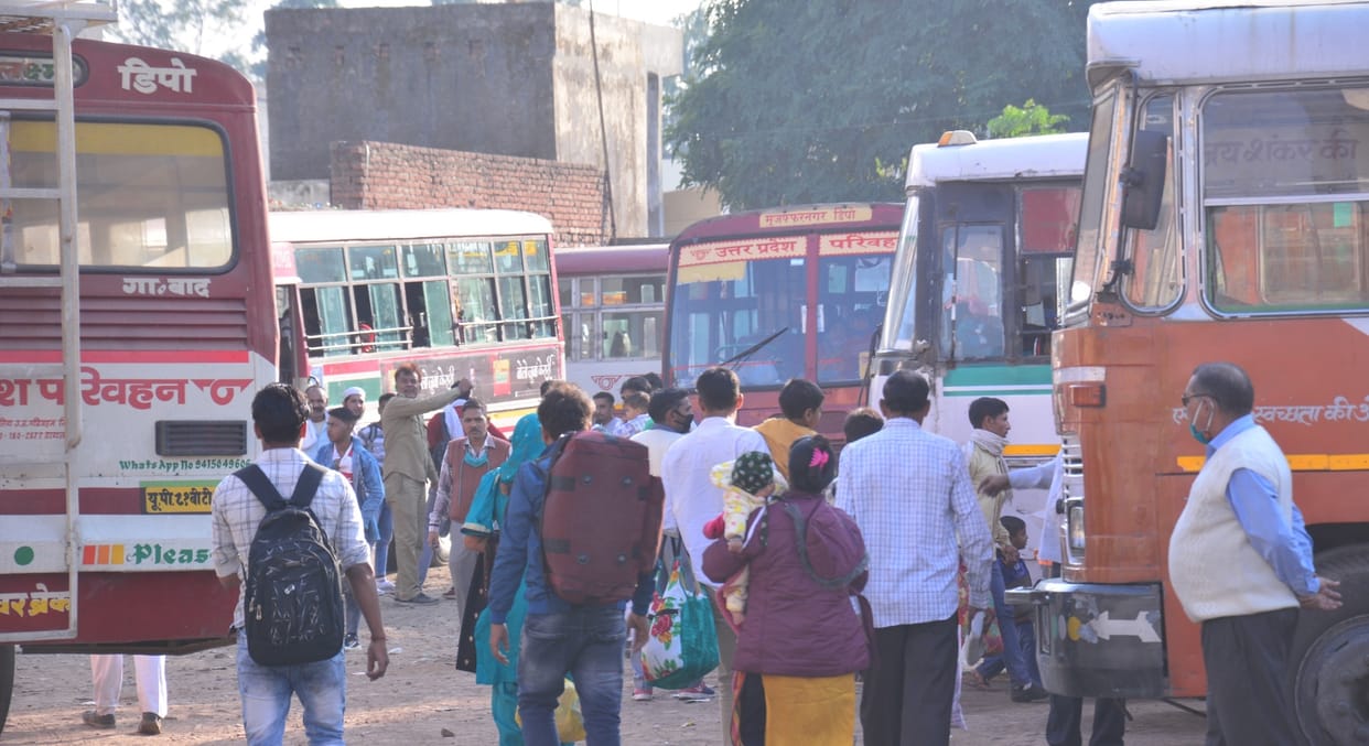 Passenger crowd in roadways buses