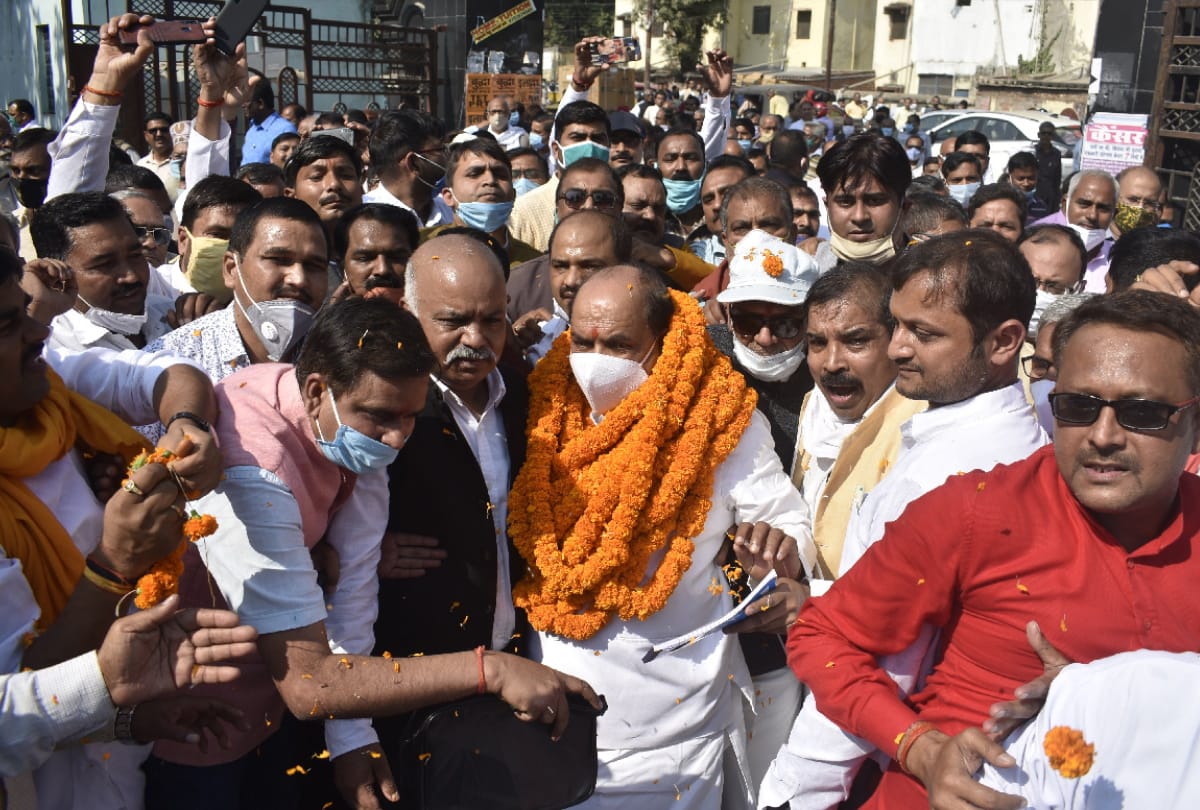 Gorakhpur Faizabad block will contest 16 candidates for teacher election