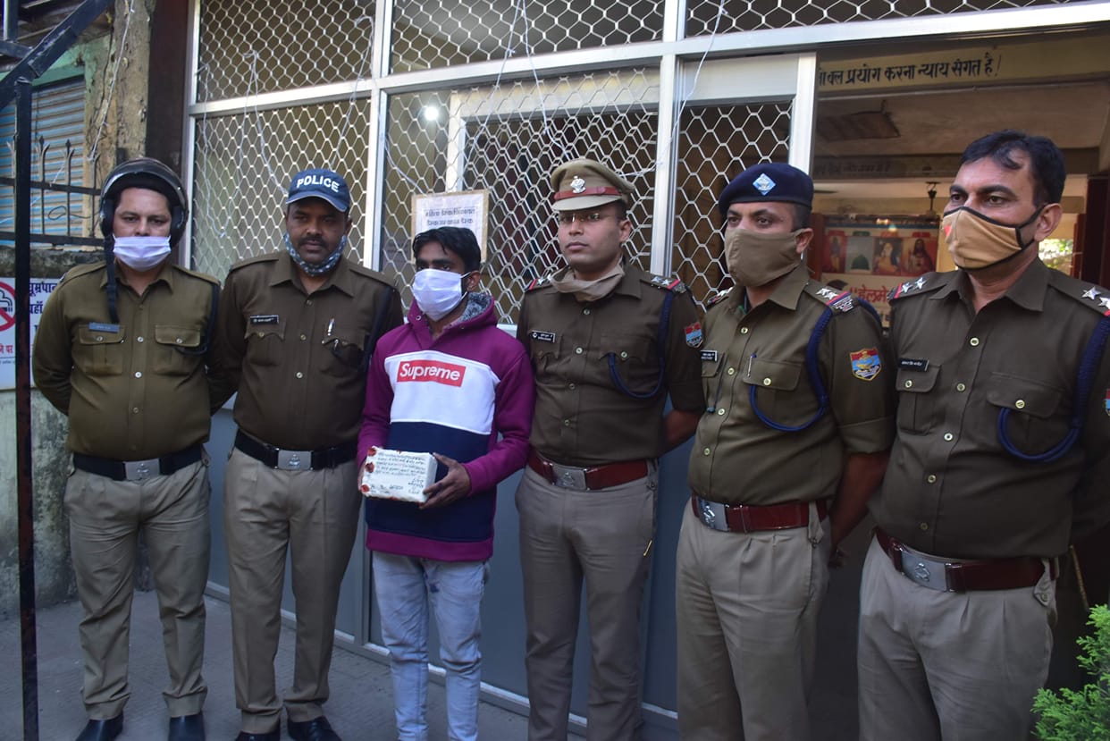 41 and a half thousand robbed on the pretext of opening the note, the police arrested in three hours