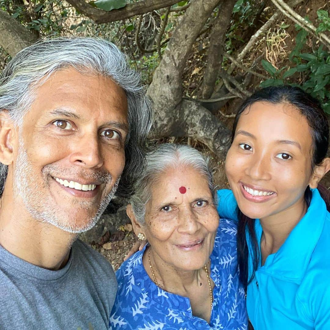 Milind Soman has Cleaned trash during visit shiva temple with wife Ankita Konwar and mother usha soman