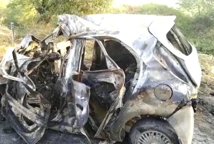 Punjab sangroor truck collides with car 5 passengers in car died of burning all update