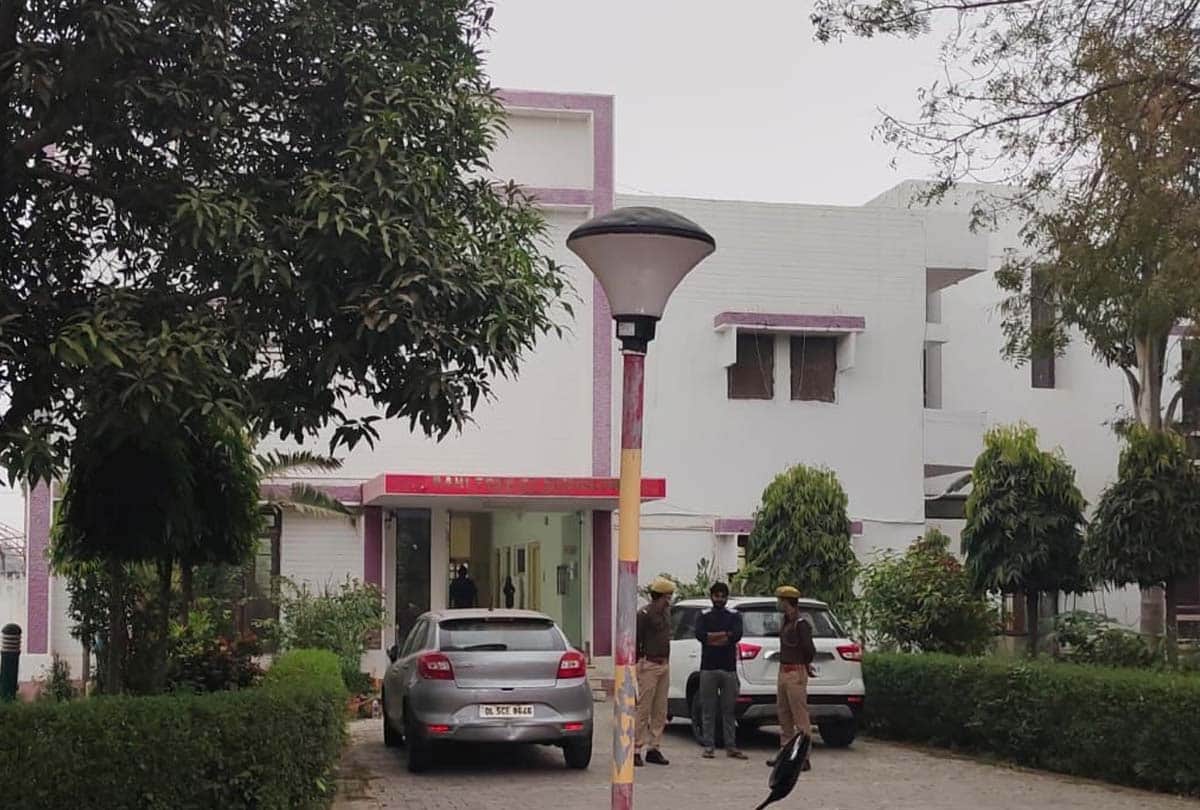 UP: junior eneginior used to call the innocent at home and play games on mobile, made dirty videos to sell