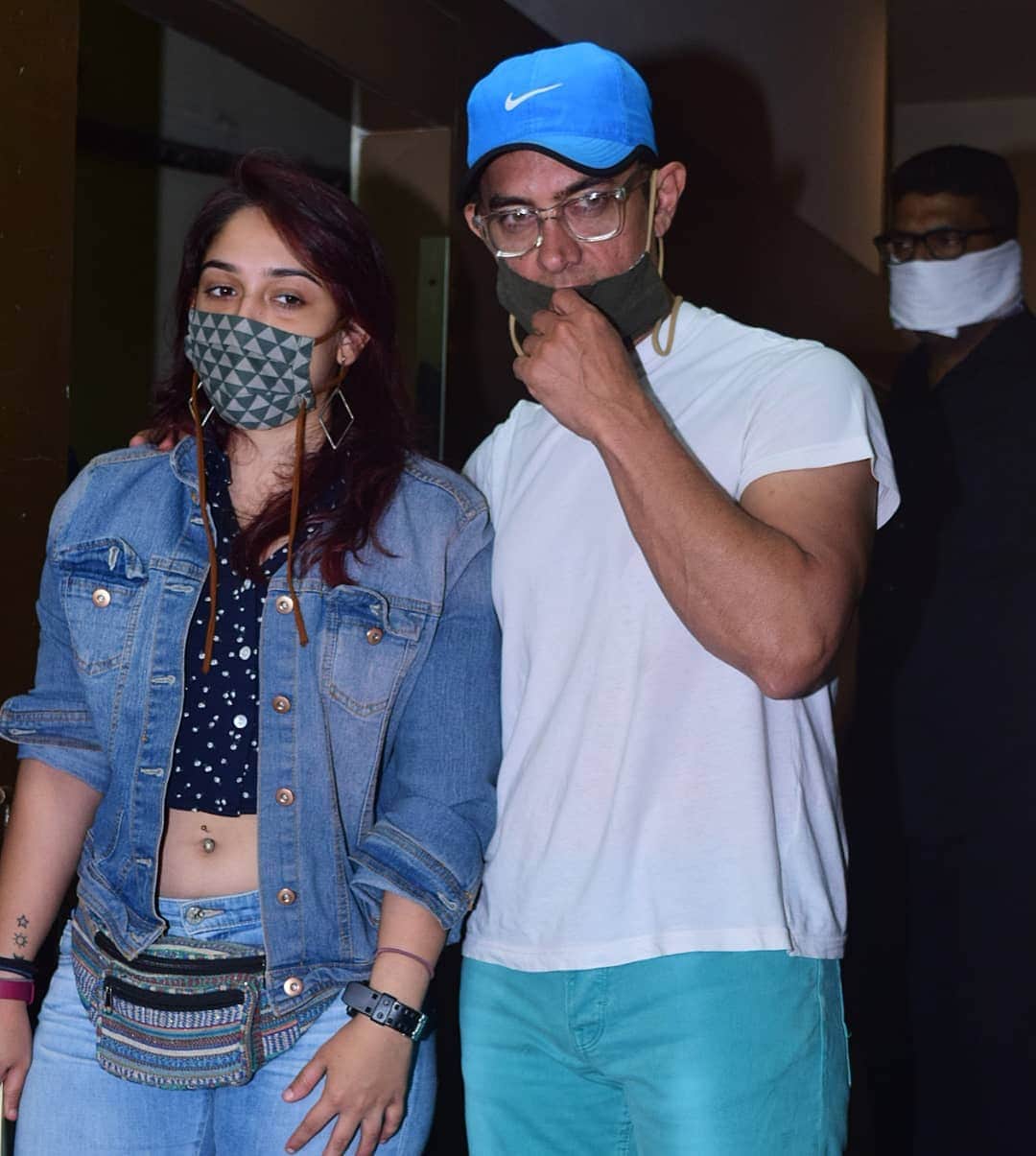 laal singh chaddha actor Aamir Khan And his Daughter Ira Spotted At A Theatre In Mumbai after watch Suraj Pe Mangal   Bhari