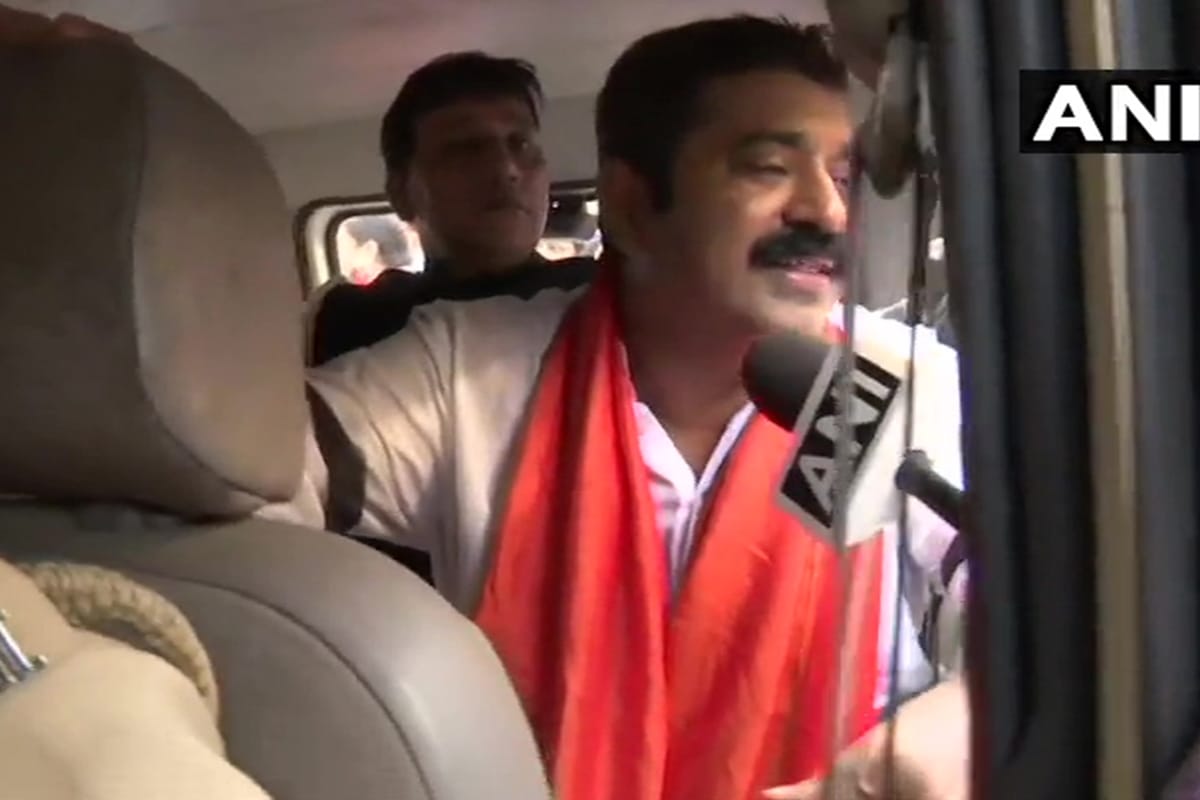 maharashtra bjp mla ram kadam his supporters detained by police demanding cbi probe in palghar incident