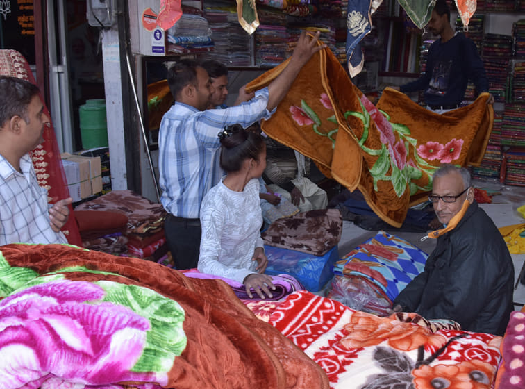 Winter has come, feeding the market of warm clothes