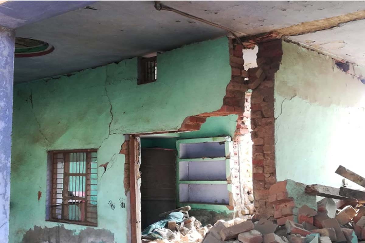 Blast in meerut: Explosion in firecracker stock  in meerut, three died including eight year old child