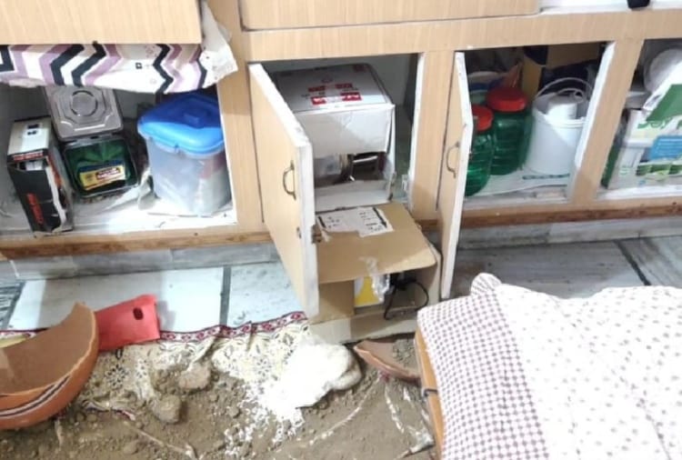 Gold and cash looted after servant and mistress of house make hostage in Patiala