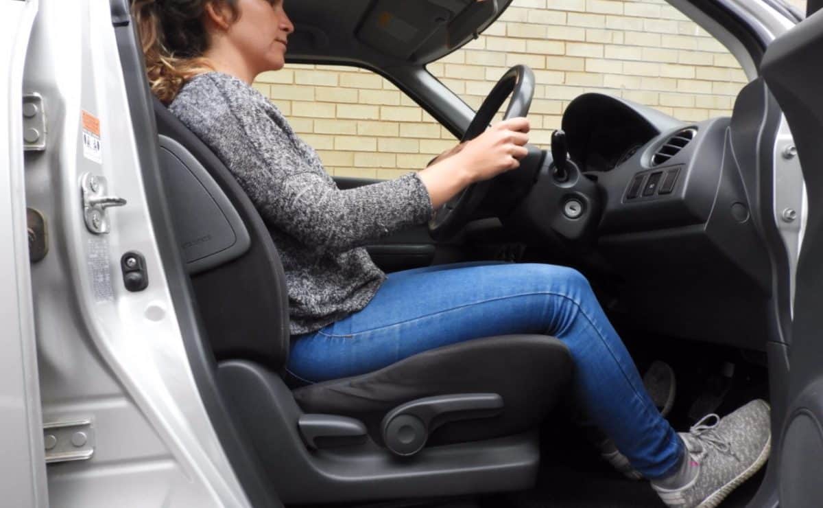 Car Tips in Hindi: Is there pain in your body while driving a car, these tips will help to to fix correct driving position posture