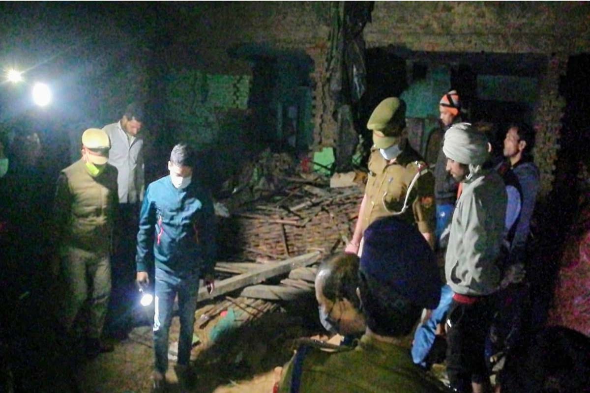 blast in meerut: family had been making firecrackers for four generations, Nisar finally lost his life