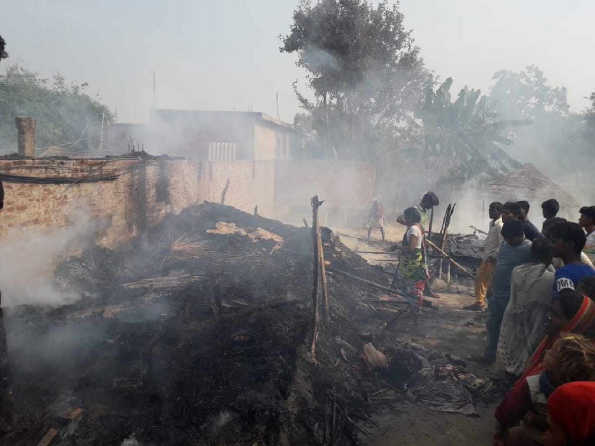 Massive fire after Gas leak in Gida Gorakhpur