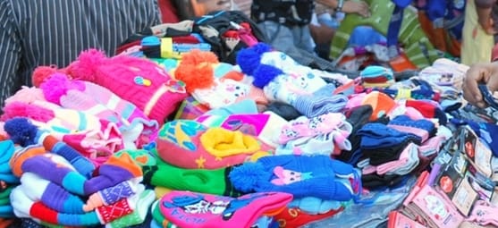 Woolen clothing market became warmer as winter progressed
