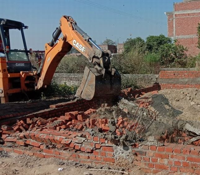 Demolished houses were being rebuilt, demolished