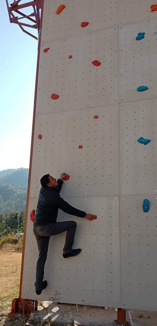 Now rock climbing will be able to do Tehri lake