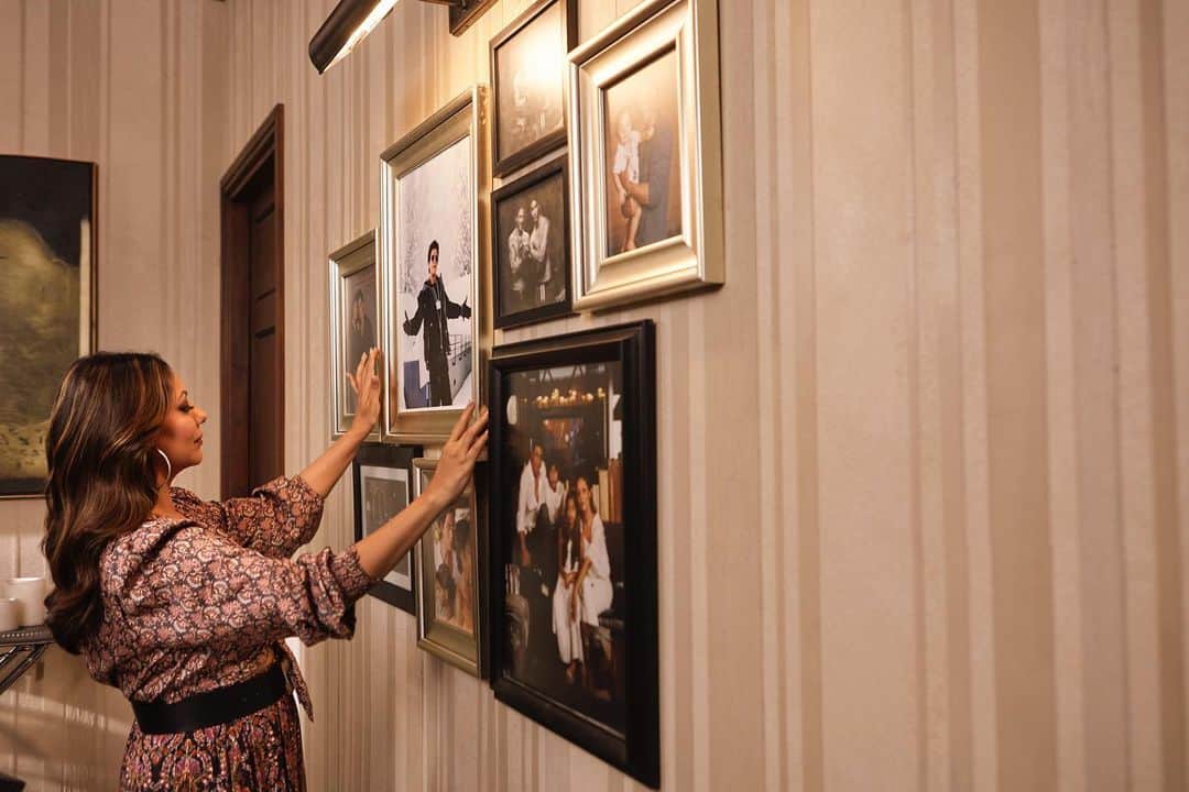 Shah Rukh Khan Gauri Khan Bungalow in Delhi News Shah rukh Khan and Gauri Khan shares her delhi house video and photos