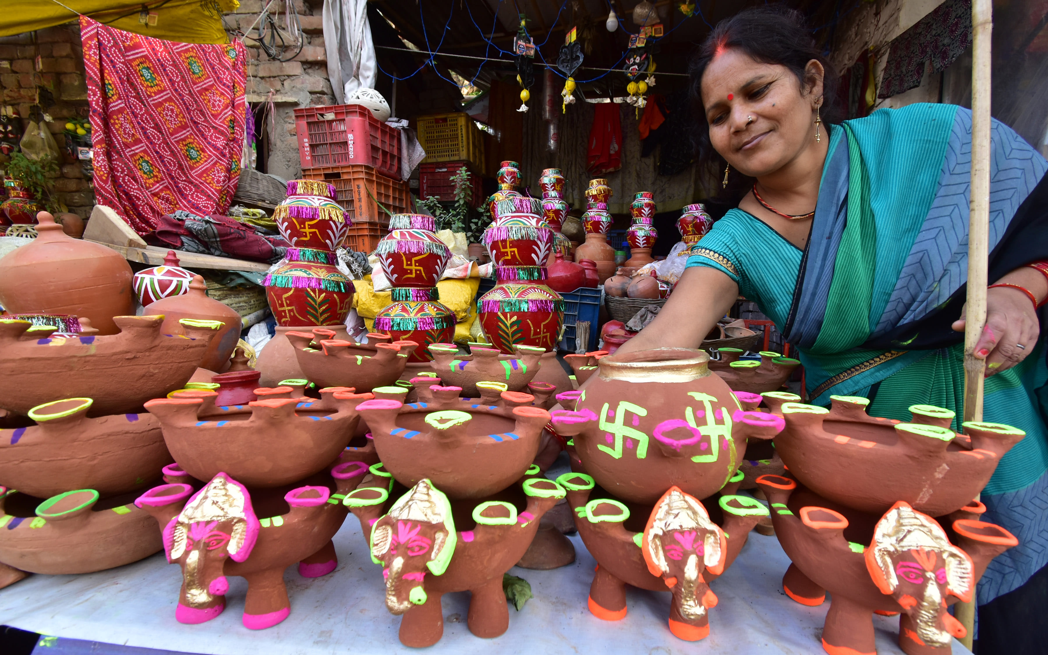 Dala Chhath: Vratis made altars, four-day Suryopasana from today
