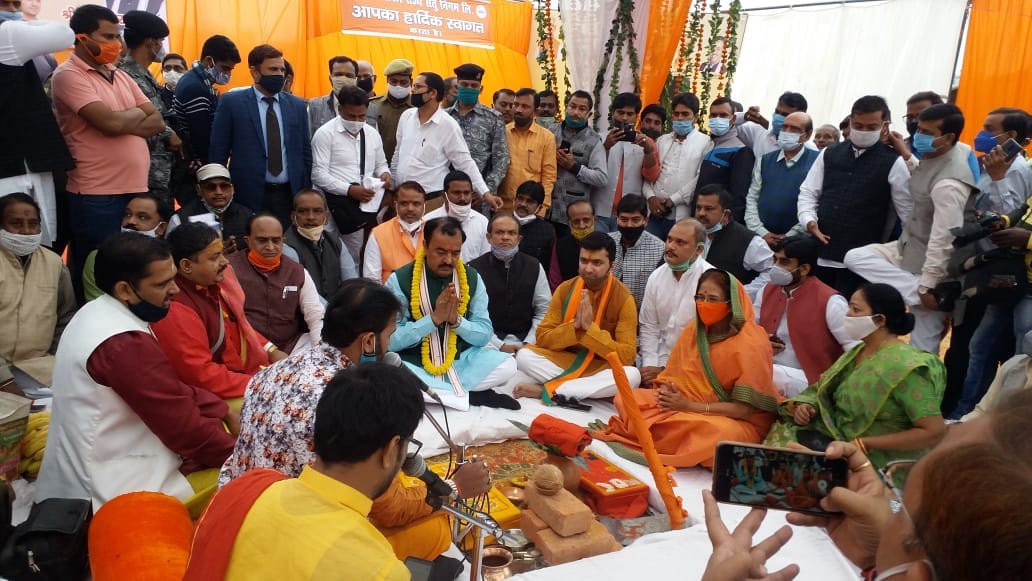 Foundation stone of Bakshi Dam with Deputy CM Keshav Prasad Maurya, will soon get rid of the problem