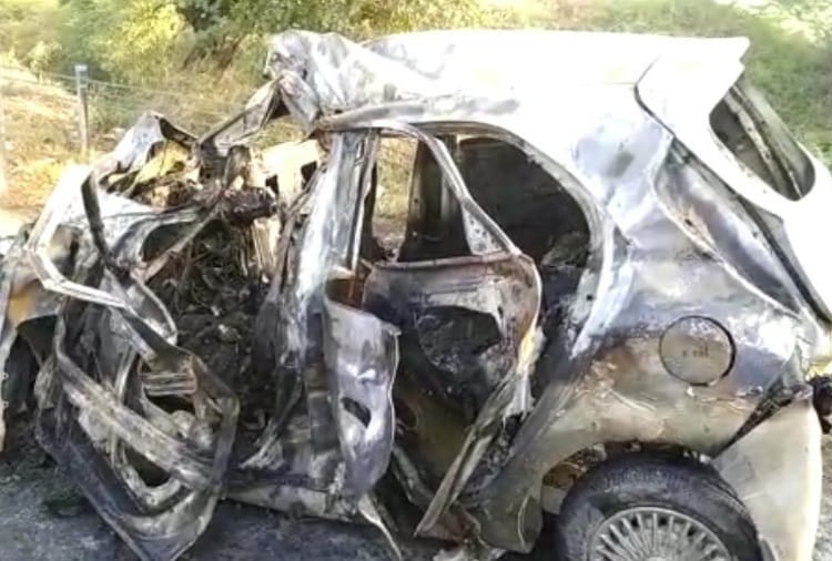 seven people burnt alive in punjab after accident due to car central locking