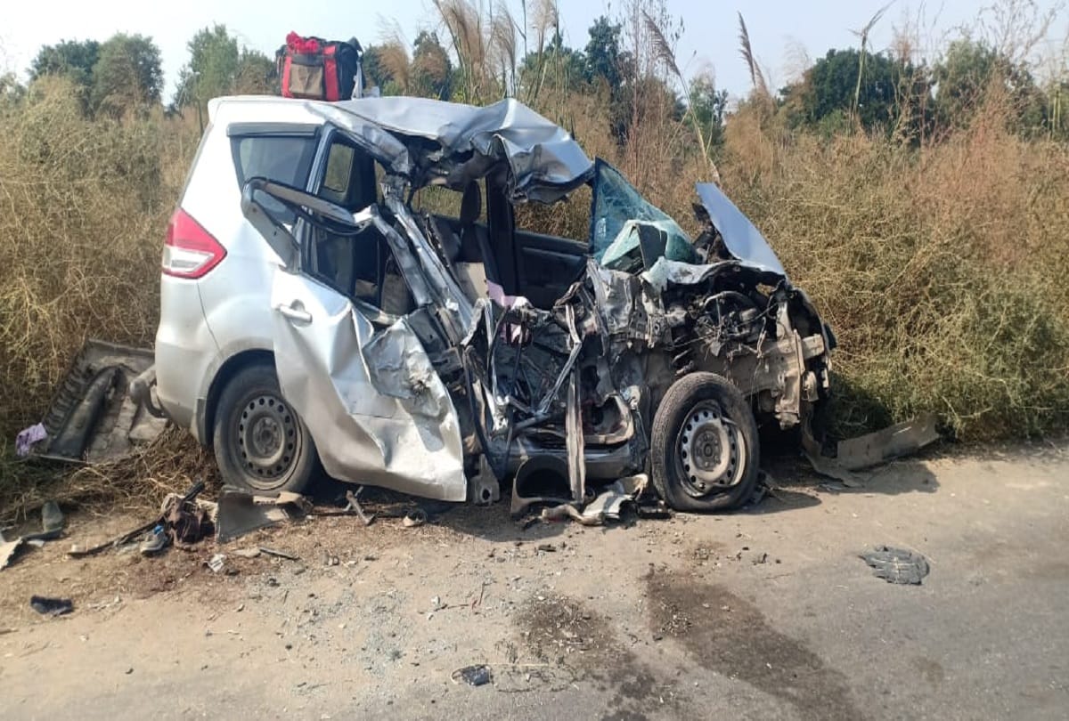 road accident in ghaziabad Mother kept on watching her son die before her eyes SEE PHOTOS