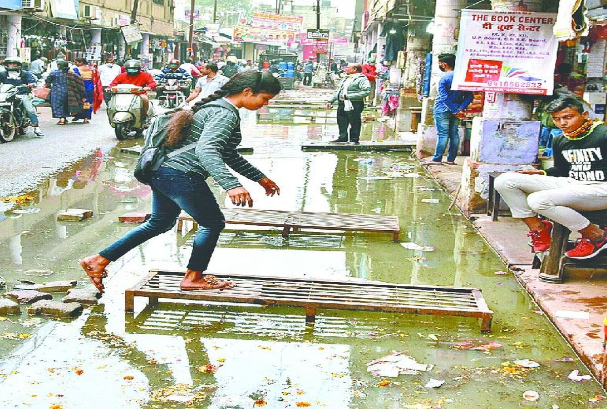 Sewer Problem Three Lakh Peoples In Trouble