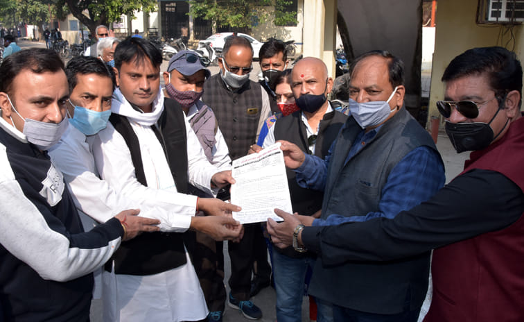Traders asked for financial package from state government