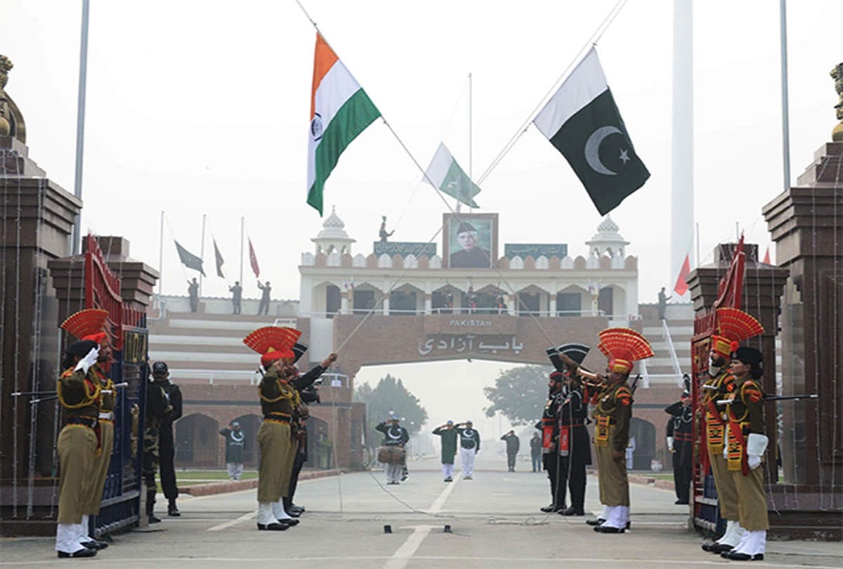 Blast outside Pakistan visitors gallery at Wagah border