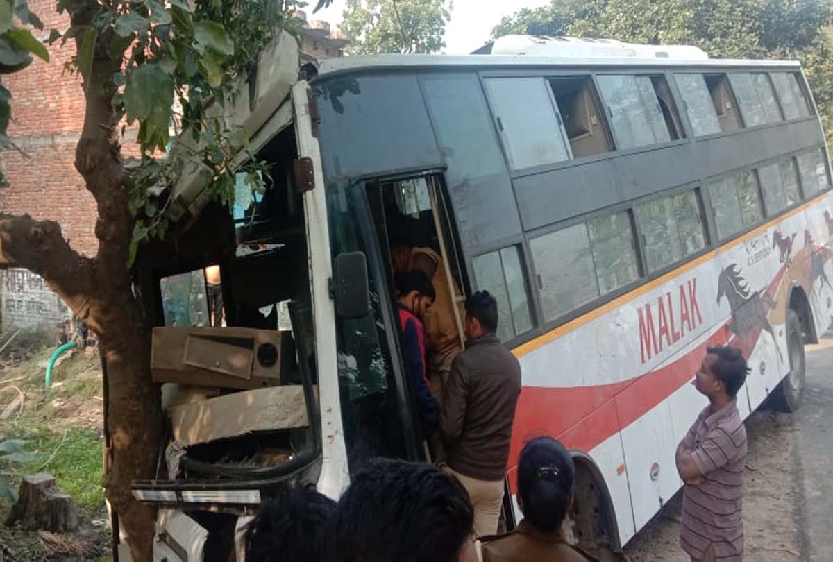 one died in road accident in hardoi up