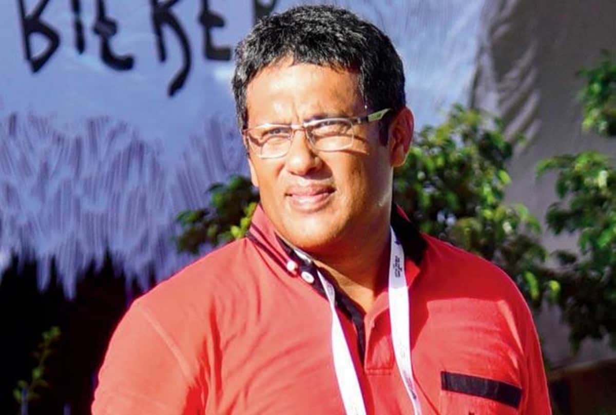 Former India fast bowler Abey Kuruvilla is facing tough competition from Ajit Agarkar to become national selector