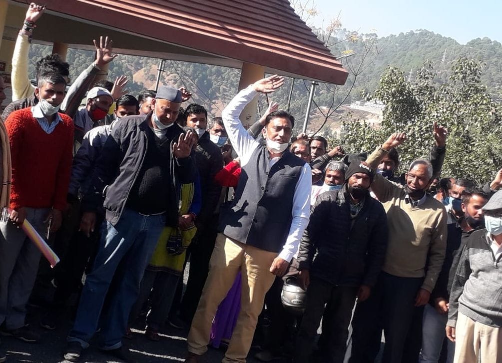 protest for Gagrigol-Tilsari road