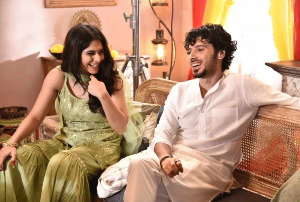 Bicchoo Ka Khel on zee5 Review by Pankaj Shukla divyendu sharma anshul Chauhan ekta kapoor