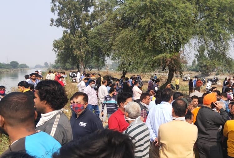 Former councilor jumped into the canal in Panipat of Haryana
