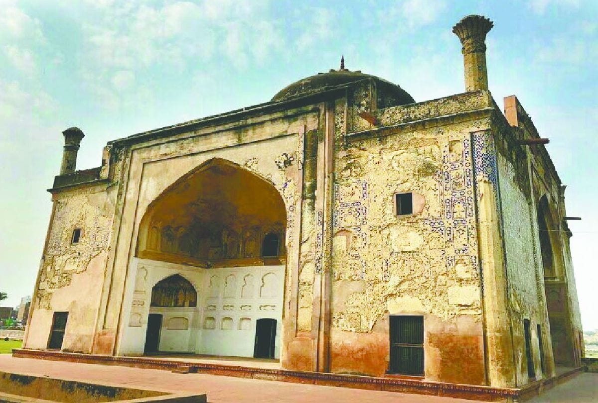 World Heritage Week: Chini Ka Rauza History Build By Shahjahan
