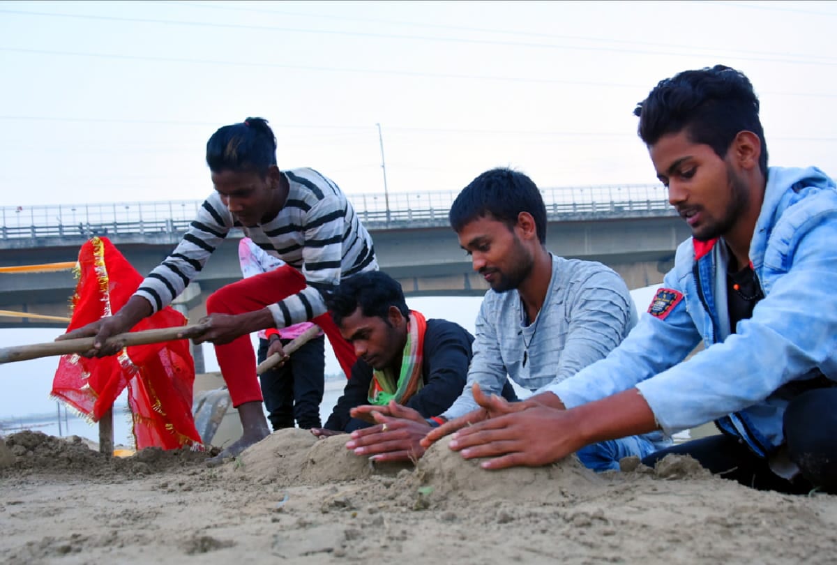 Municipal Corporation created a changing room for women at Chhat Ghats in gorakhpur