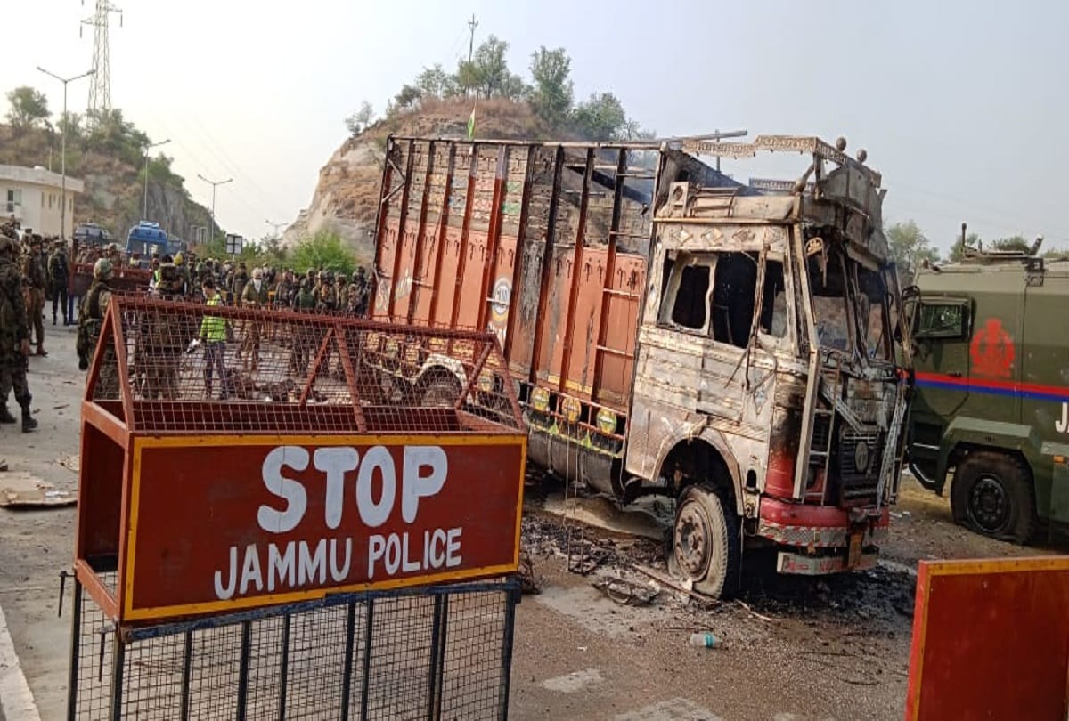 Encounter In Nagrota Jammu Terrorists were in constant contact with Pakistani handlers