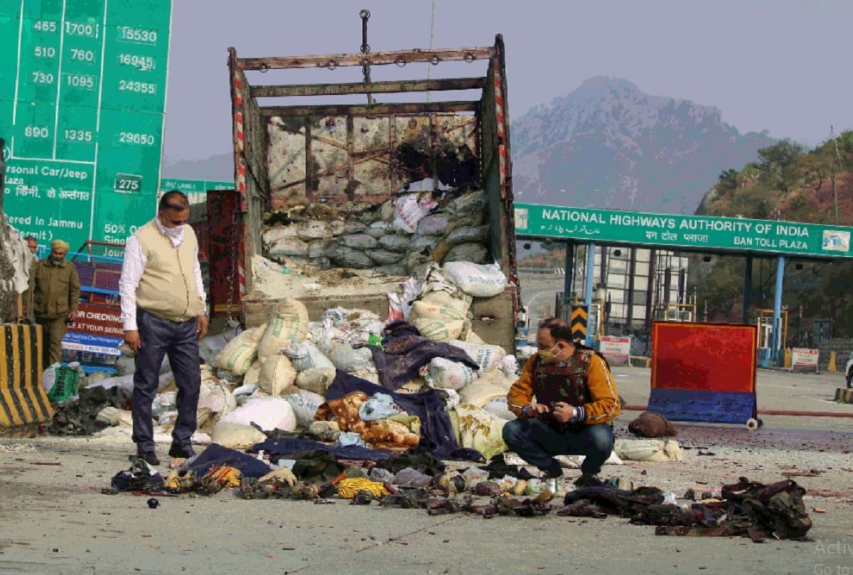 nagrota encounter: how did the four terrorists reach ban toll plaza from Samba sector