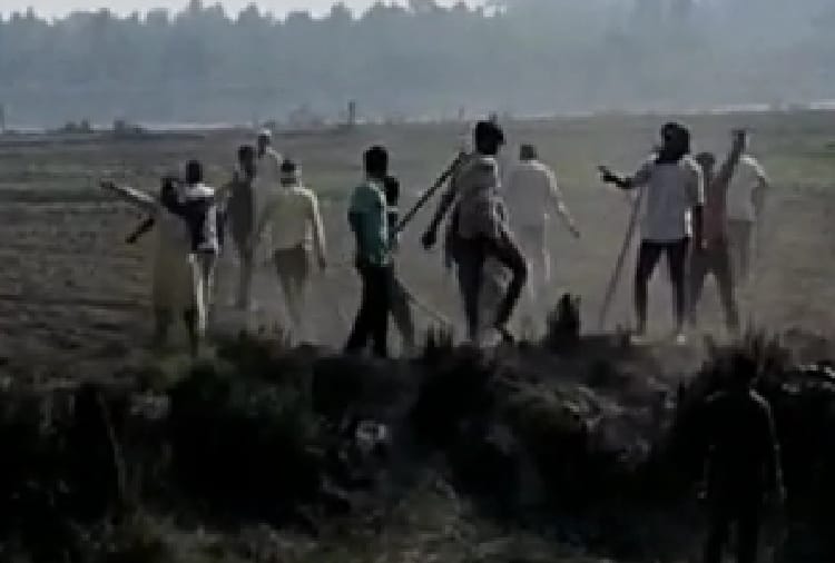 Clash between Farmers of Haryana and uttar pradesh at the Bank of Yamuna river