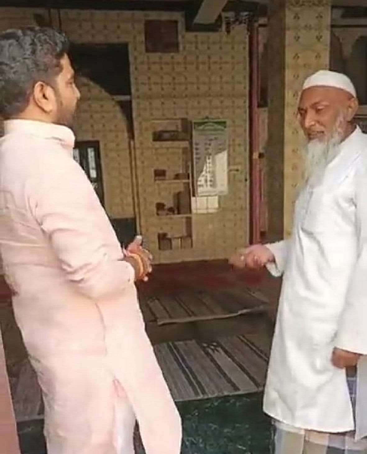 Bail of BJP leader Manupal Bansal who recites Hanuman Chalisa in mosque