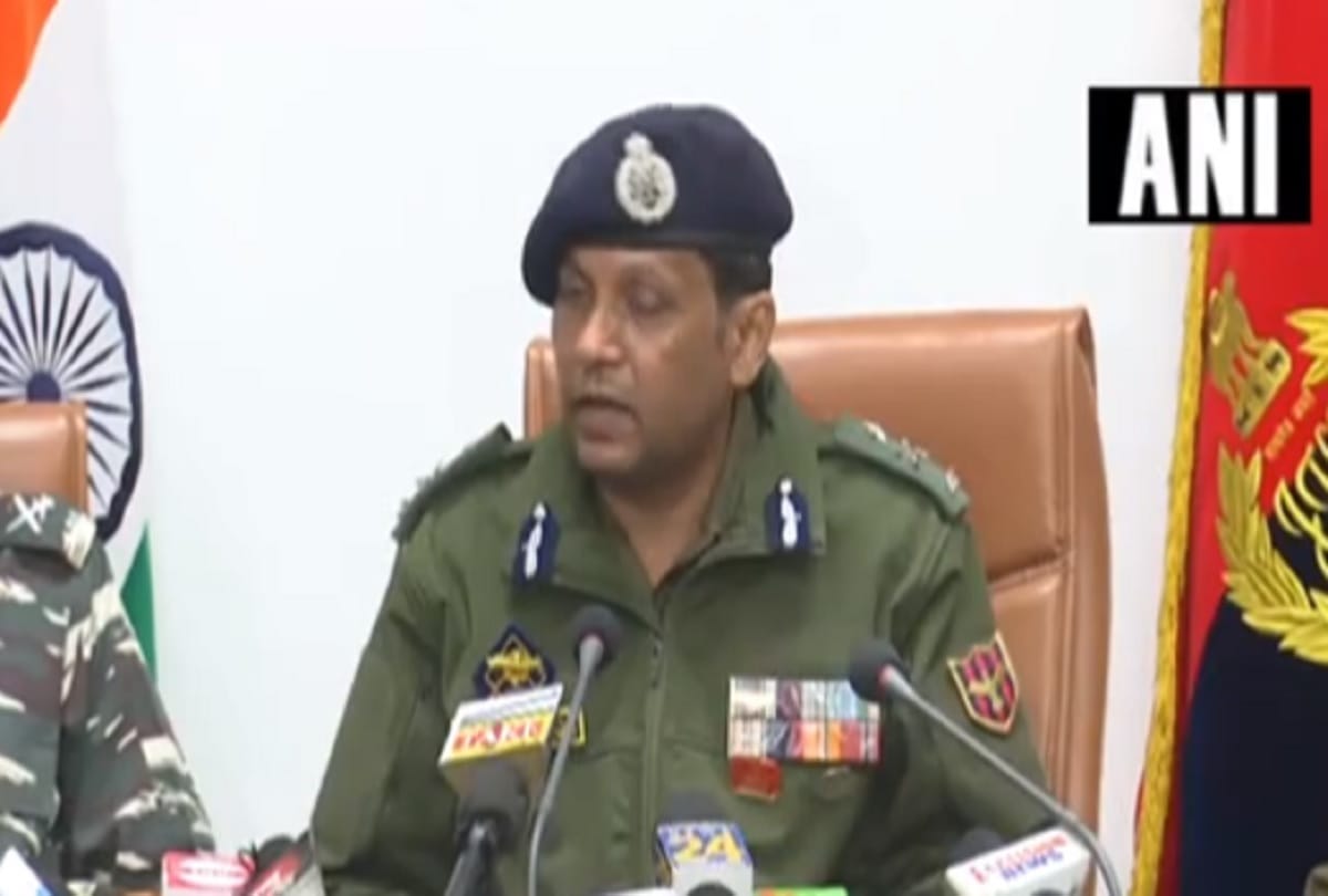 Jammu Kashmir police IG Mukesh Singh helds press conference talks about many issues of state