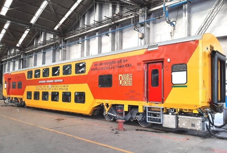 Kapurthala RCF design new three floor double decker coach