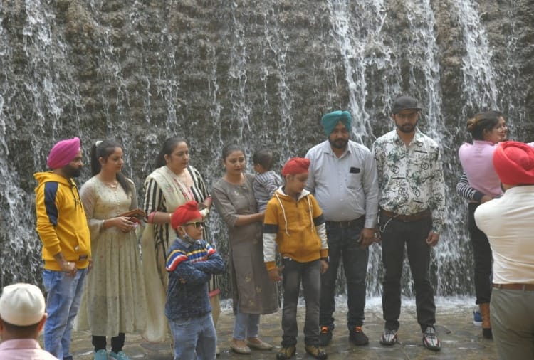 Chandigarh News in Hindi: Chandigarh Rock garden open today