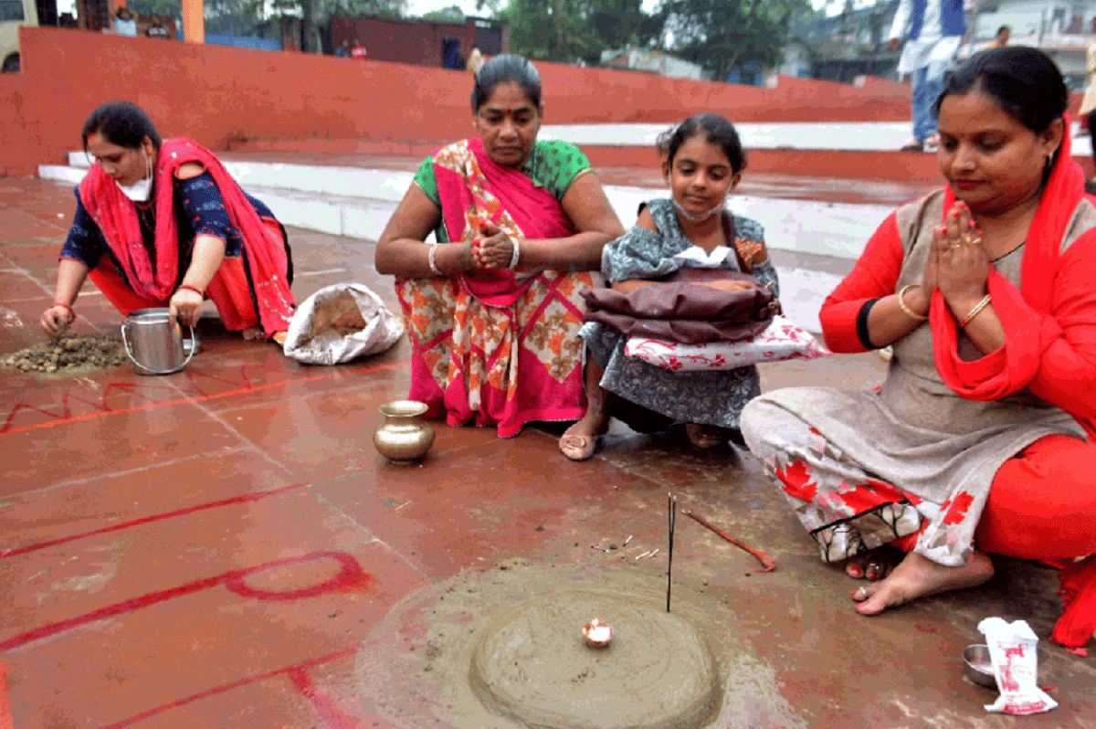 Chhath 2020 Updates: Chhath mahaparva started with Nahai-Khay today will be Kharna in varanasi
